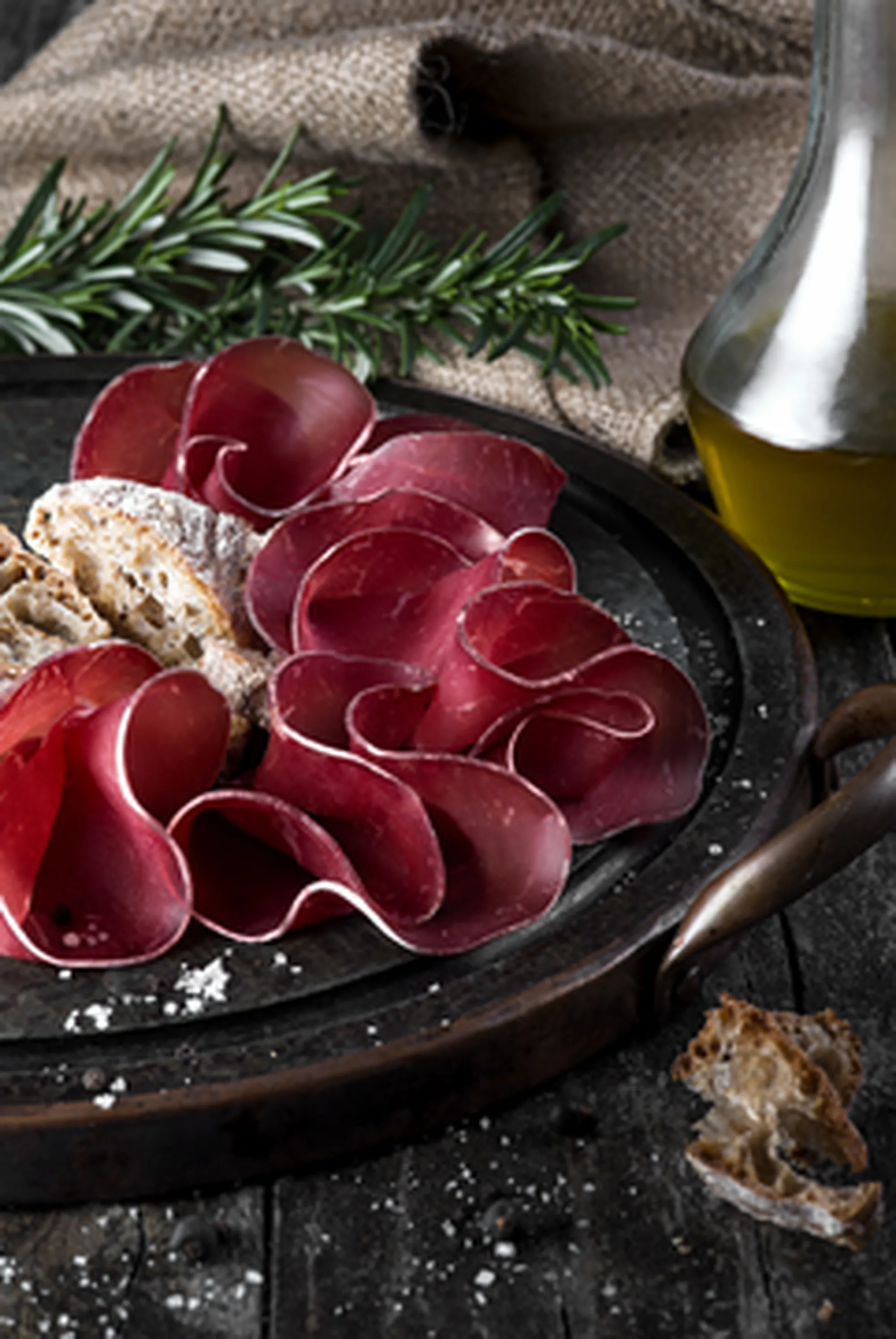 La Bresaola della Valtellina IGP tra i salumi preferiti dai Millennials
