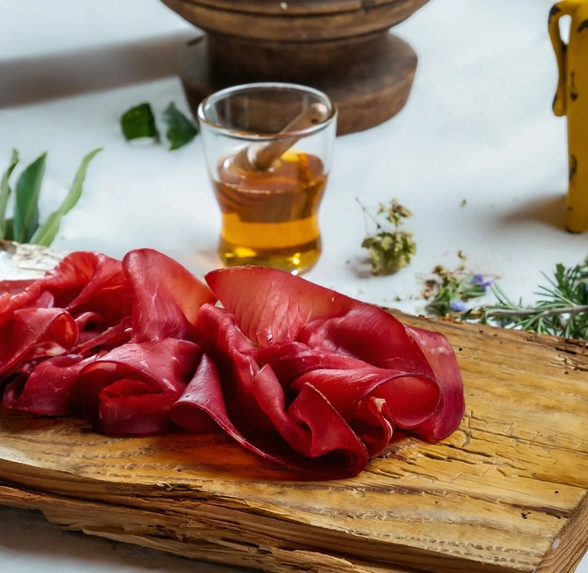 Bresaola della Valtellina IGP conquering the Stivale