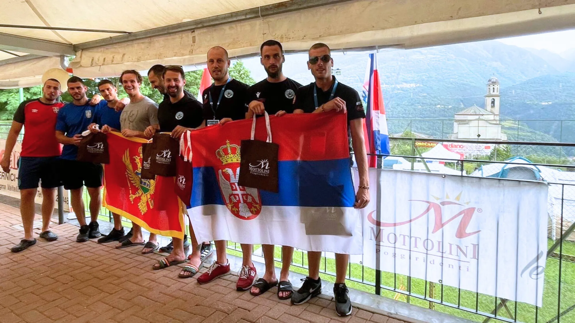 Salumificio Mottolini e Supermercato Le Rocce sostengono il Campo Atleti di Poggiridenti ai Mondiali di Rafting WRF